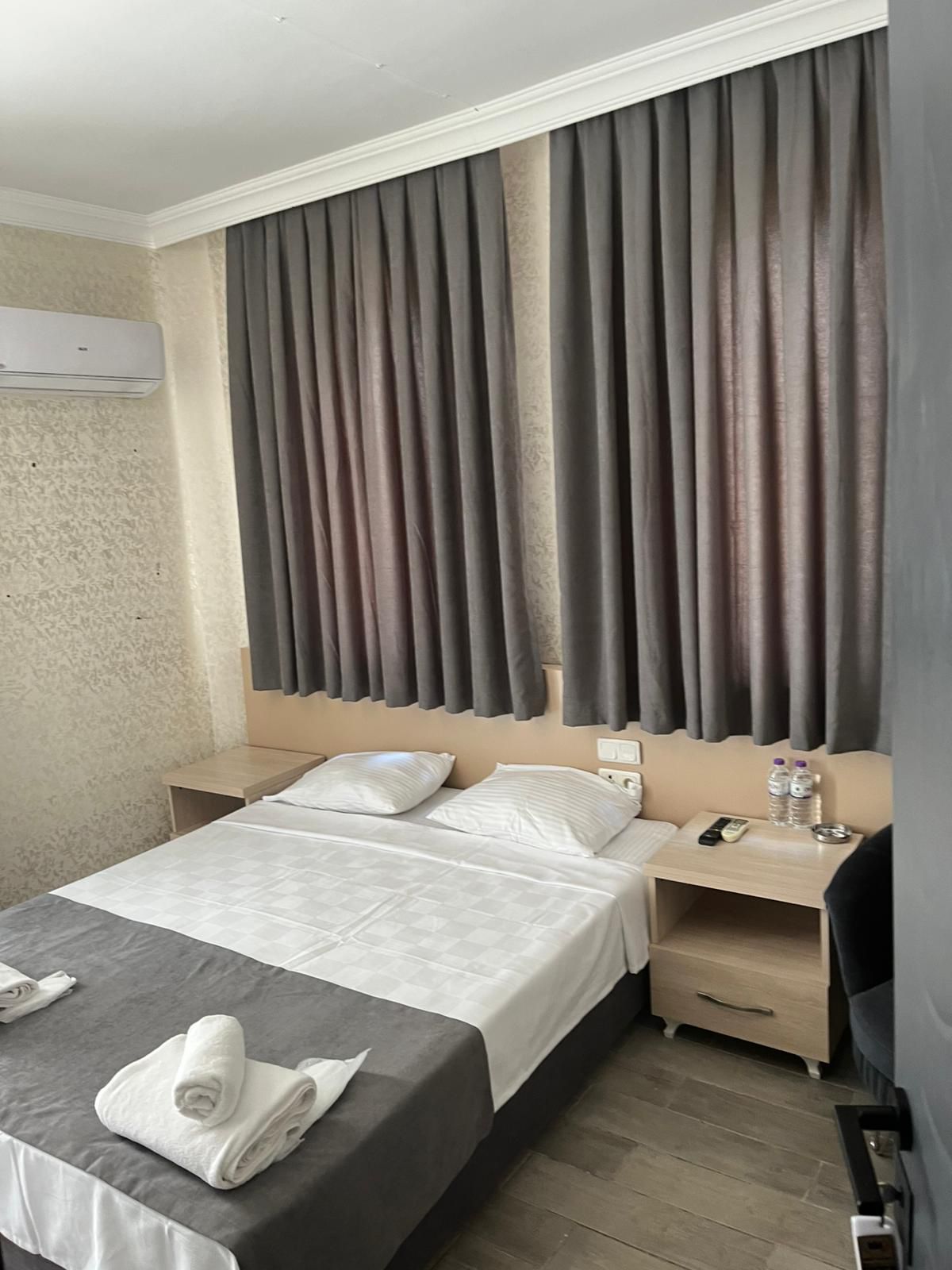 Kent Otel çift kişilik oda